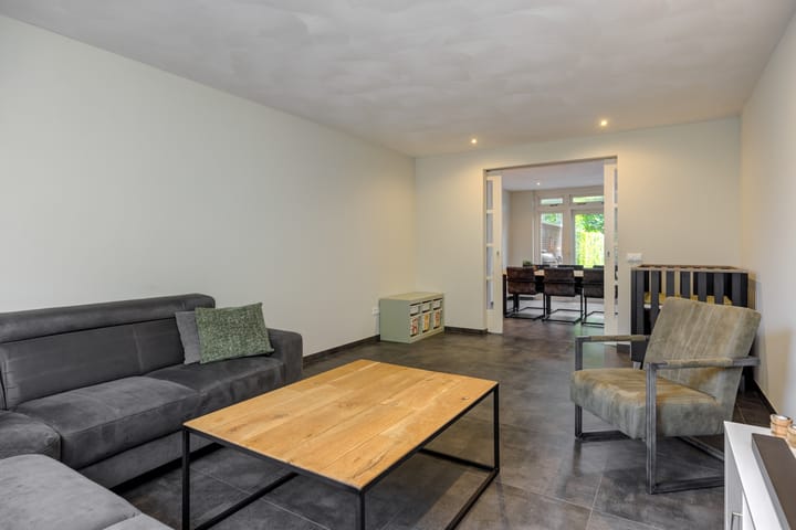 Photo 2 of Hellemanstraat 89