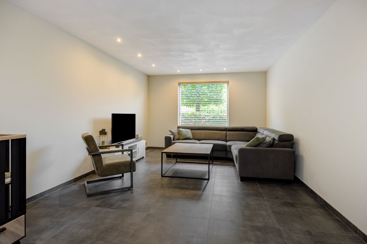 Photo 14 of Hellemanstraat 89