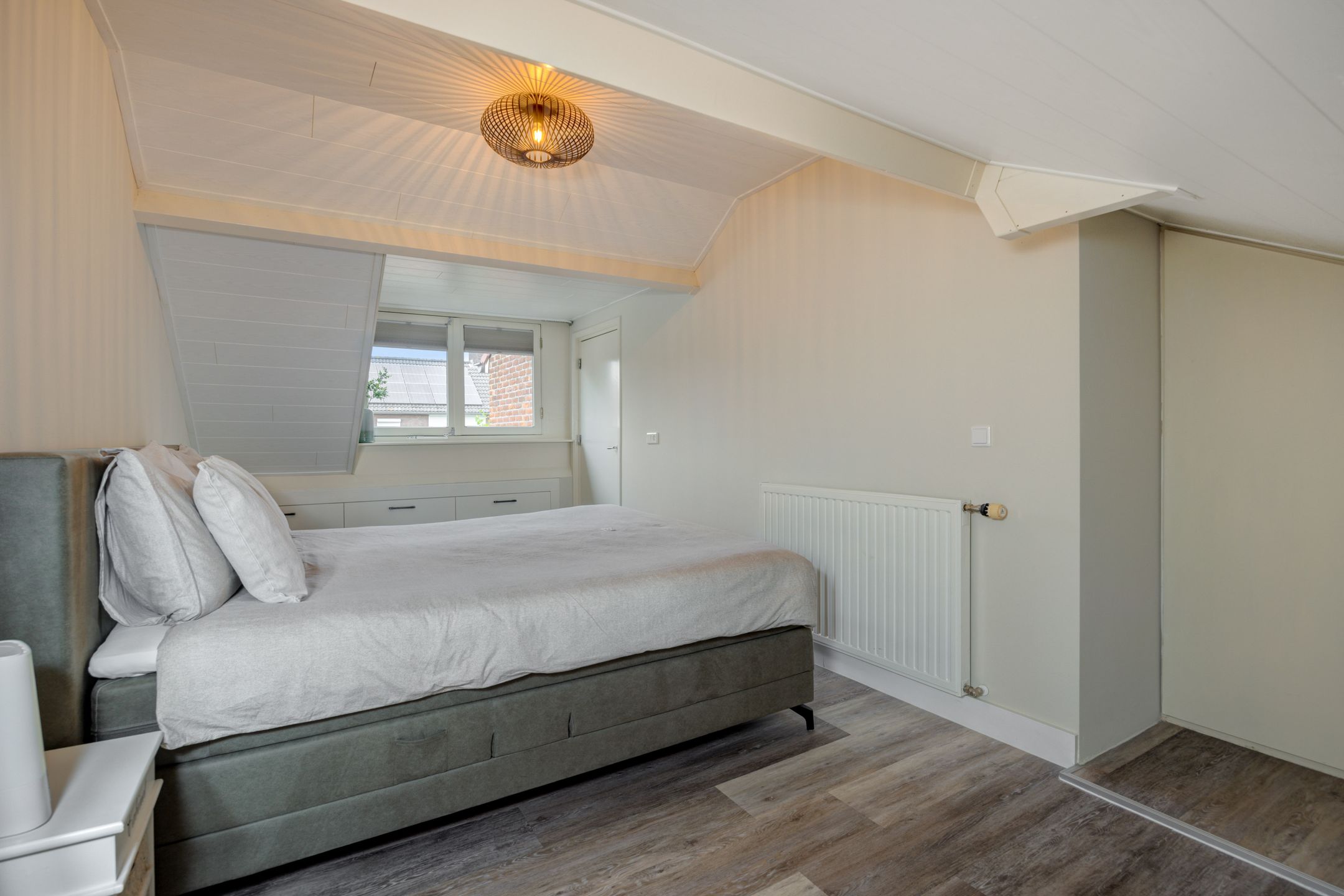 Photo 27 of Hellemanstraat 89