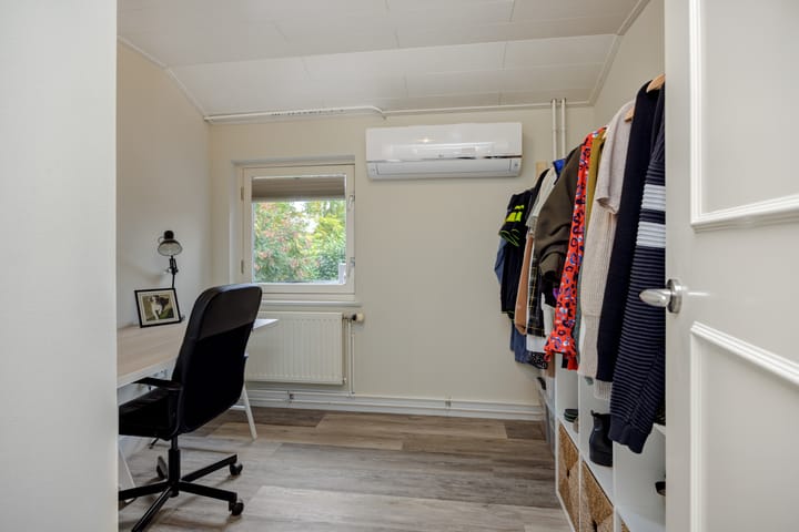 Photo 28 of Hellemanstraat 89