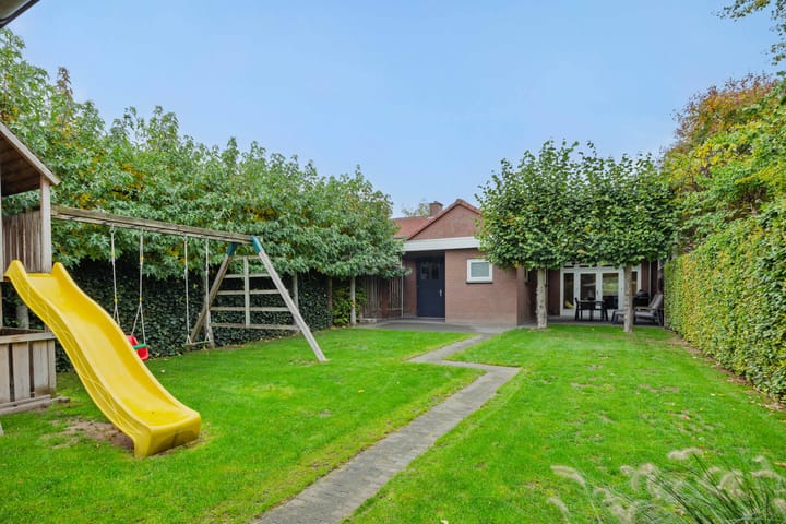 Photo 38 of Hellemanstraat 89