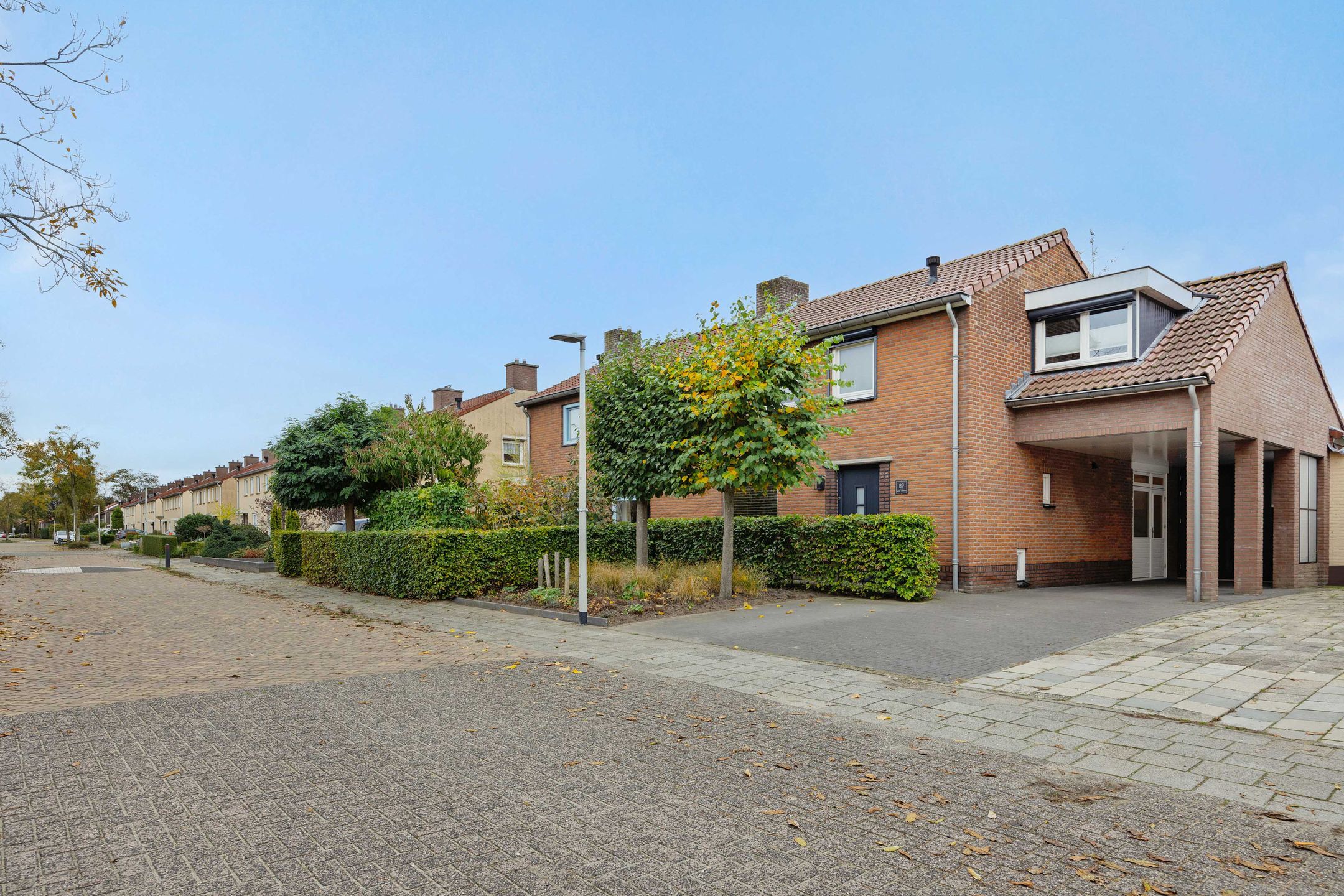 Photo 39 of Hellemanstraat 89