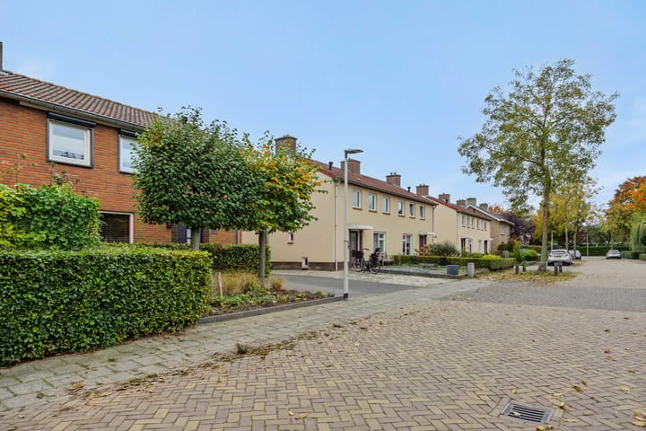 Photo 40 of Hellemanstraat 89