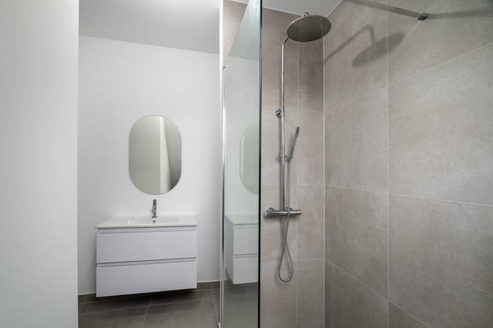 Photo 21 of Heiveldstraat 69