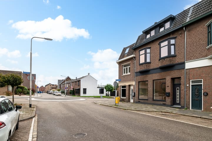 Photo 25 of Heiveldstraat 69