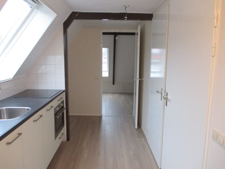 Foto 3 van Laat 164-A