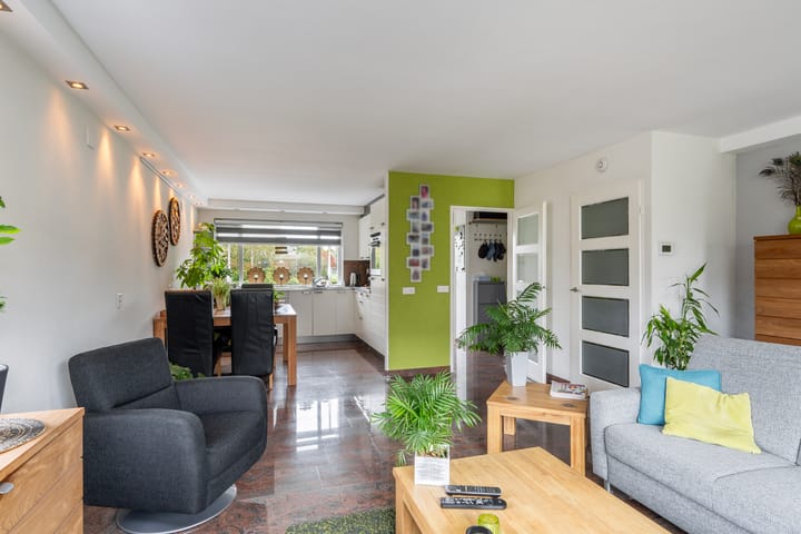 Photo 5 of Groen van Prinstererstraat 27