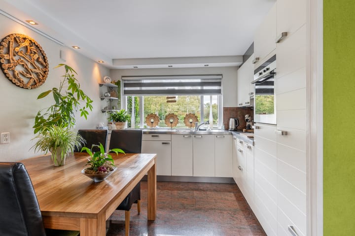 Photo 6 of Groen van Prinstererstraat 27