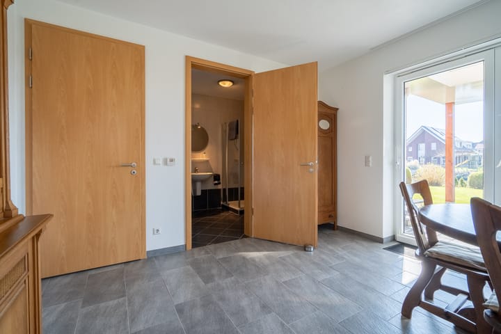 Photo 20 of Meerkoet 22