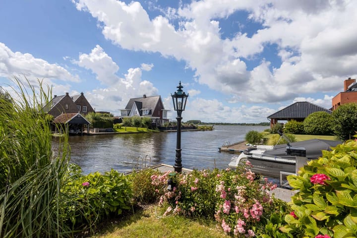 Photo 55 of Meerkoet 22