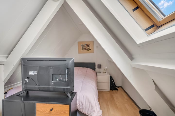 Foto 28 van Tulpstraat 1