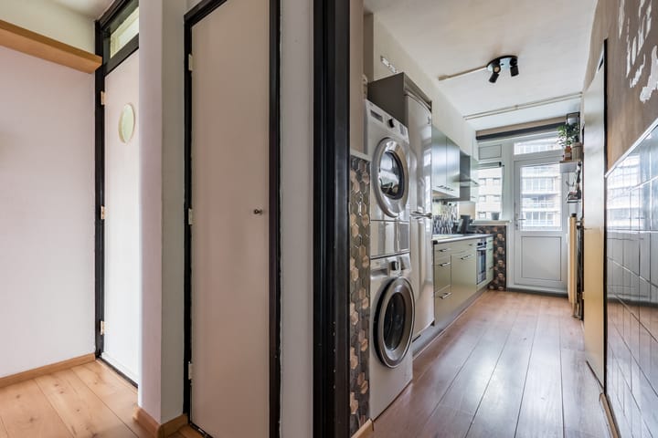 Foto 13 van Van de Veldelaan 79