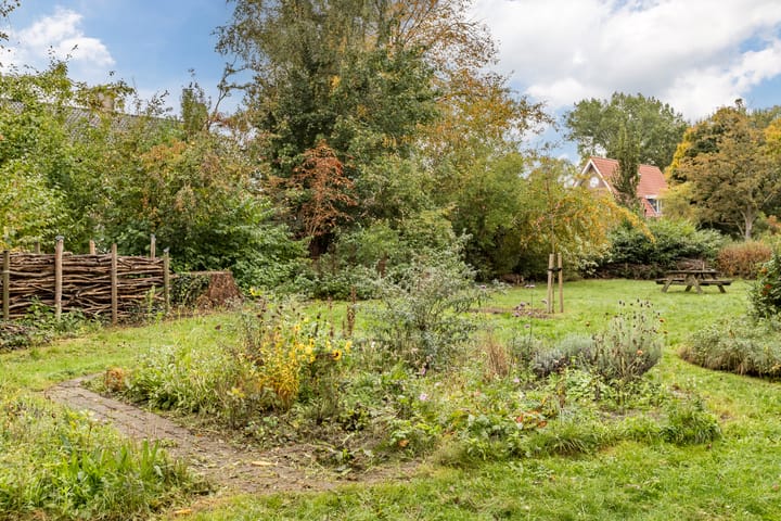 Foto 35 van Van de Veldelaan 79