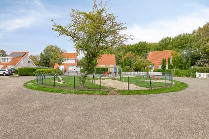 Photo 5 of Strand 32