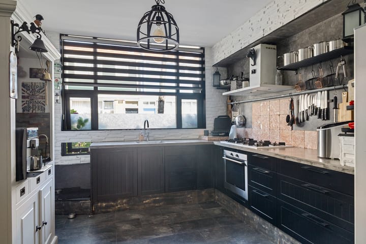 Photo 10 of D. Doniastraat 74