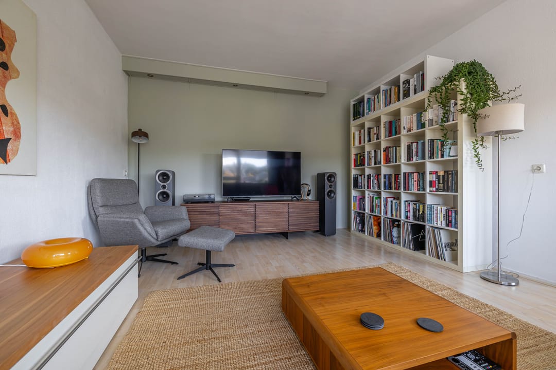 Photo 2 of Groen van Prinstererlaan 36