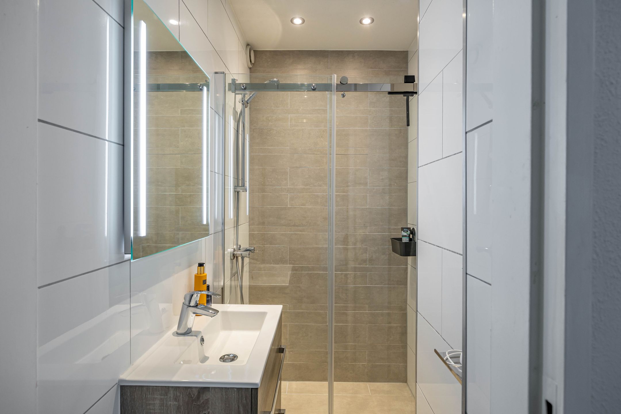 Photo 33 of Groen van Prinstererlaan 36