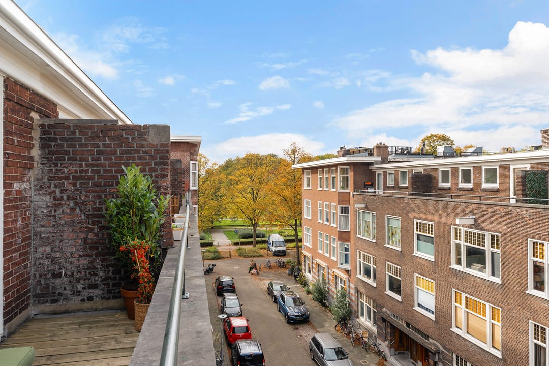 Photo 31 of Groeninxstraat 14-B02