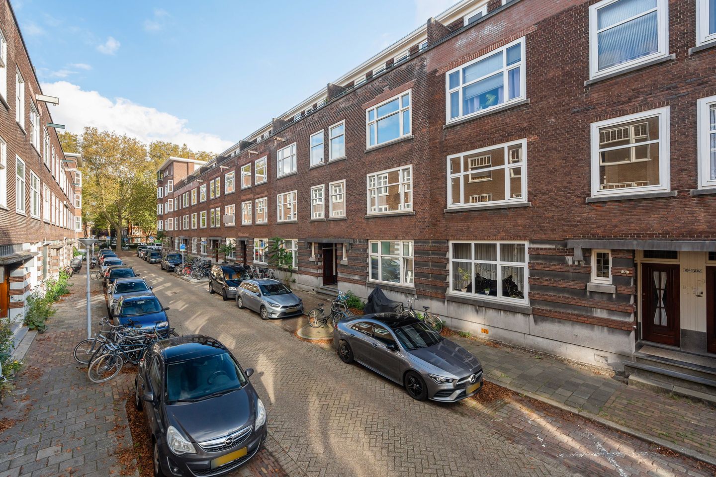 Photo 35 of Groeninxstraat 14-B02