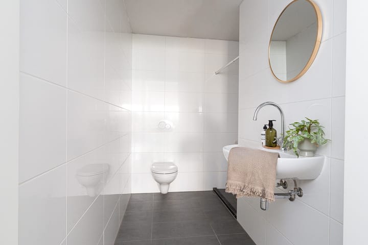 Photo 18 of Huizermaatweg 300-A