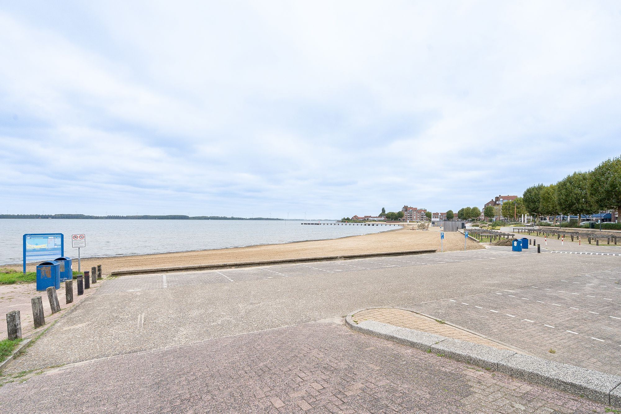 Foto 42 van Huizermaatweg 300-A