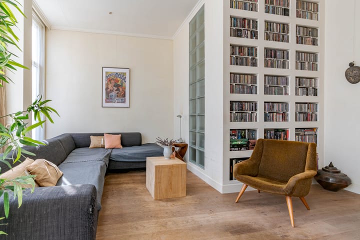 Photo 6 of Trompstraat 200