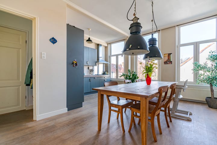 Photo 10 of Trompstraat 200