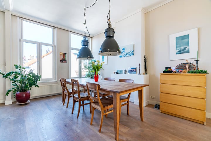 Photo 18 of Trompstraat 200