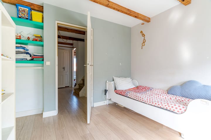 Photo 20 of Trompstraat 200