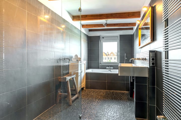 Photo 30 of Trompstraat 200