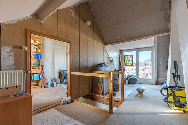 Photo 34 of Trompstraat 200