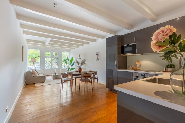 Photo 2 of Singel 70-B