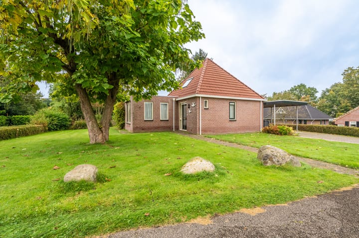 Foto 1 van Molenlaan 1