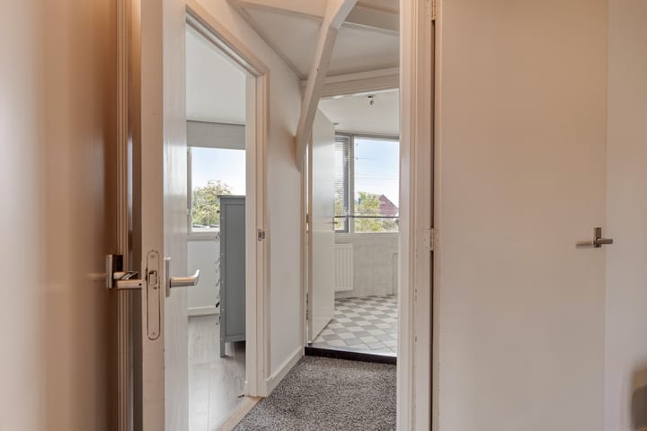 Photo 17 of Wilhelminastraat 62