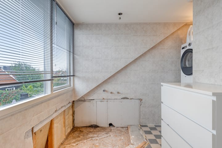 Photo 27 of Wilhelminastraat 62