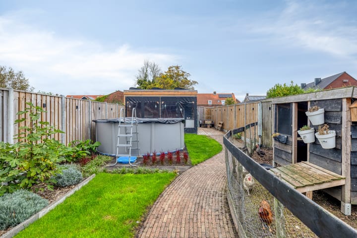 Photo 30 of Wilhelminastraat 62