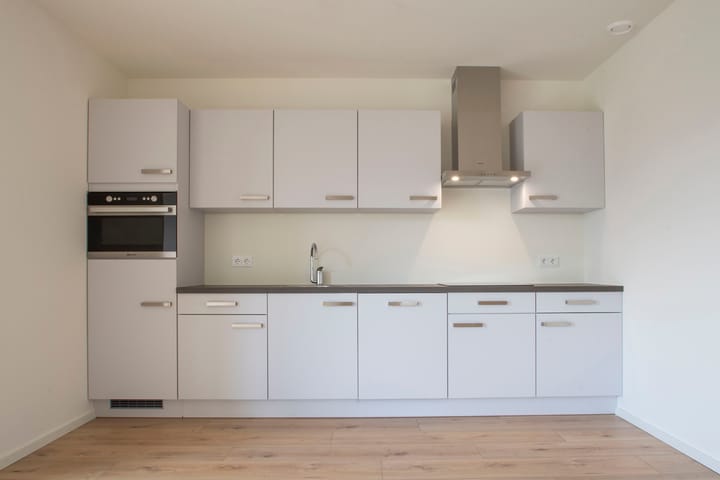 Photo 9 of Graaf van Gelrestraat 1-B