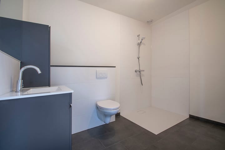 Photo 12 of Graaf van Gelrestraat 1-B