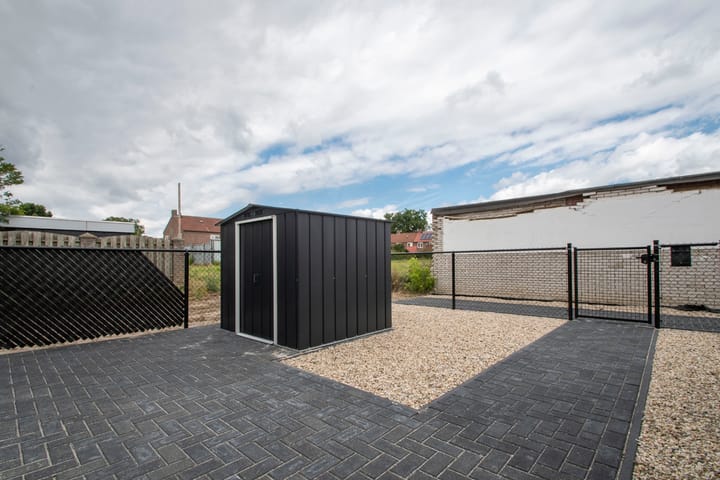 Photo 16 of Graaf van Gelrestraat 1-B