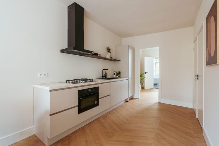 Foto 11 van Tweede Jacob van Campenstraat 92-2L