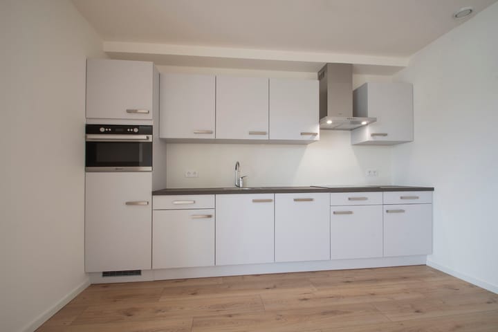 Photo 9 of Graaf van Gelrestraat 1-A