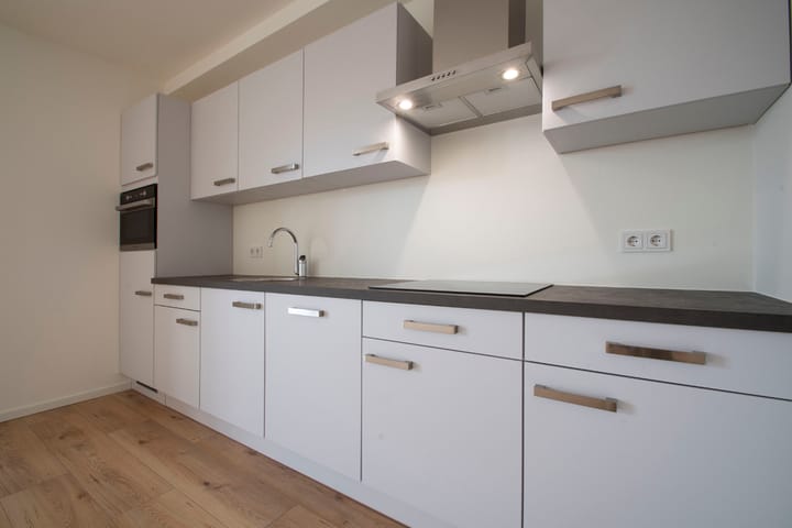 Photo 10 of Graaf van Gelrestraat 1-A