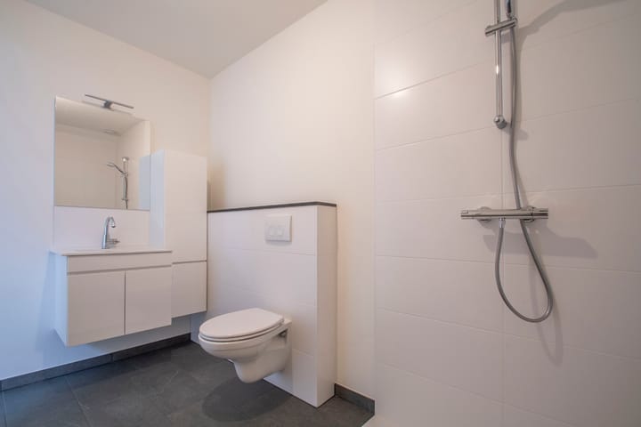 Photo 13 of Graaf van Gelrestraat 1-A