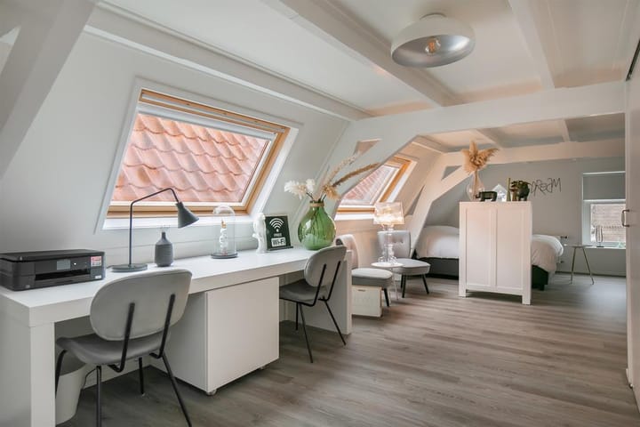 Foto 17 van Burgemeester Goeman Borgesiusstraat 34-C