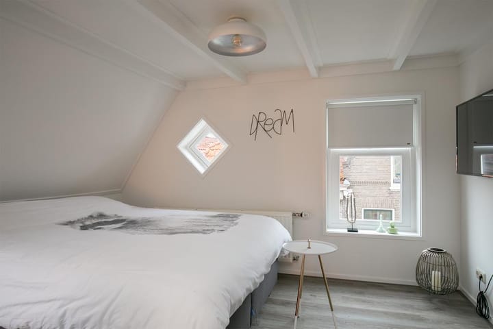 Foto 20 van Burgemeester Goeman Borgesiusstraat 34-C