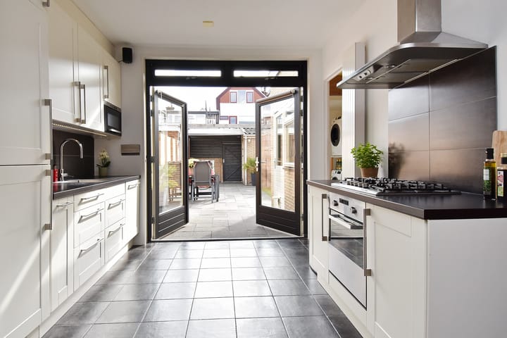 Photo 3 of van Brachtstraat 23