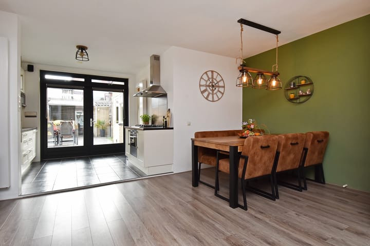 Photo 7 of van Brachtstraat 23