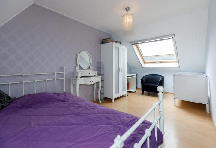 Photo 24 of Staringstraat 59