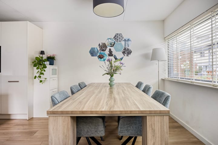 Photo 16 of Overlangelstraat 14