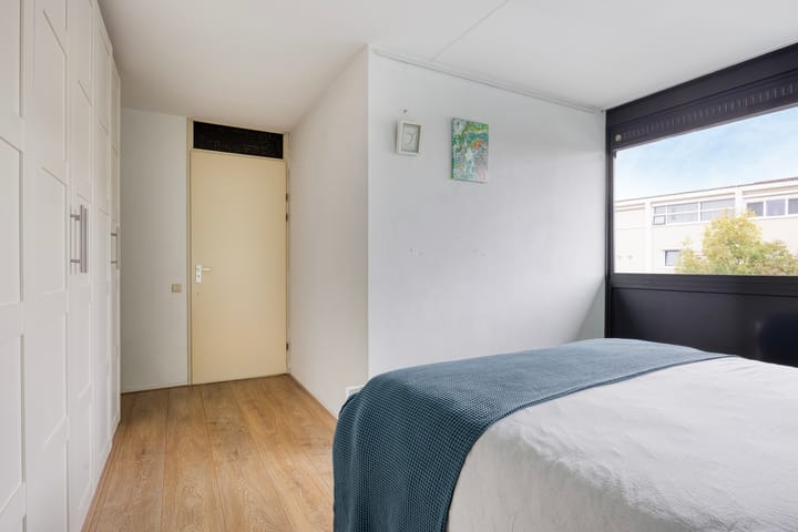 Photo 27 of Overlangelstraat 14